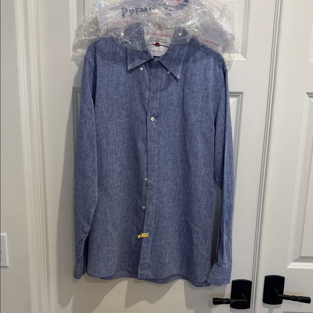 Polo by Ralph Lauren Men's Light Blue Chambray Button-Down Shirt
